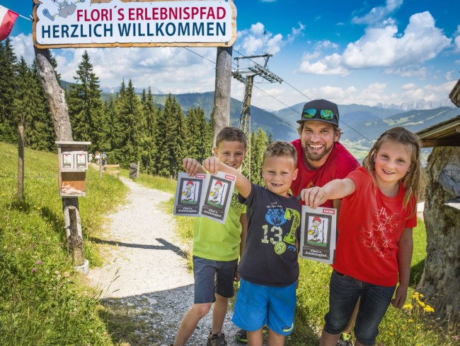 Kinderwanderweg Floris Erlebnispfad beim Waldgasthof in Flachau © Flachau Tourismus | zooom productions 